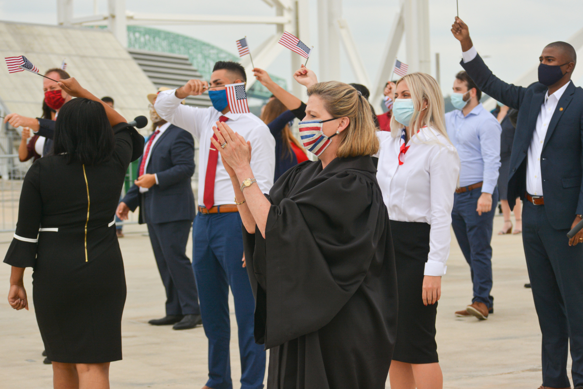 Judge Howard and new United States citizens Judge Howard and new United States citizens